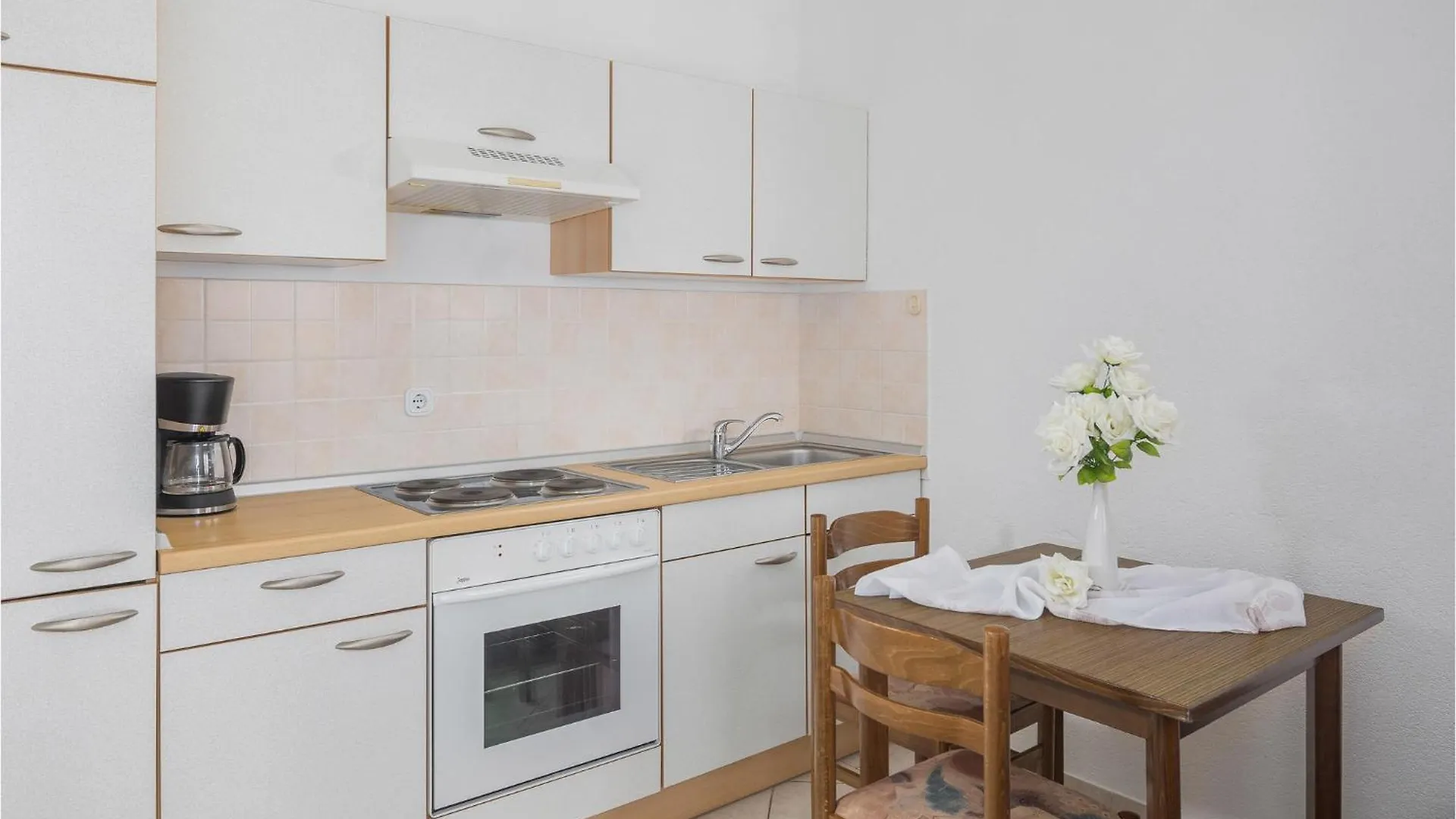1 Bedroom Stunning Apartment In بوريتش