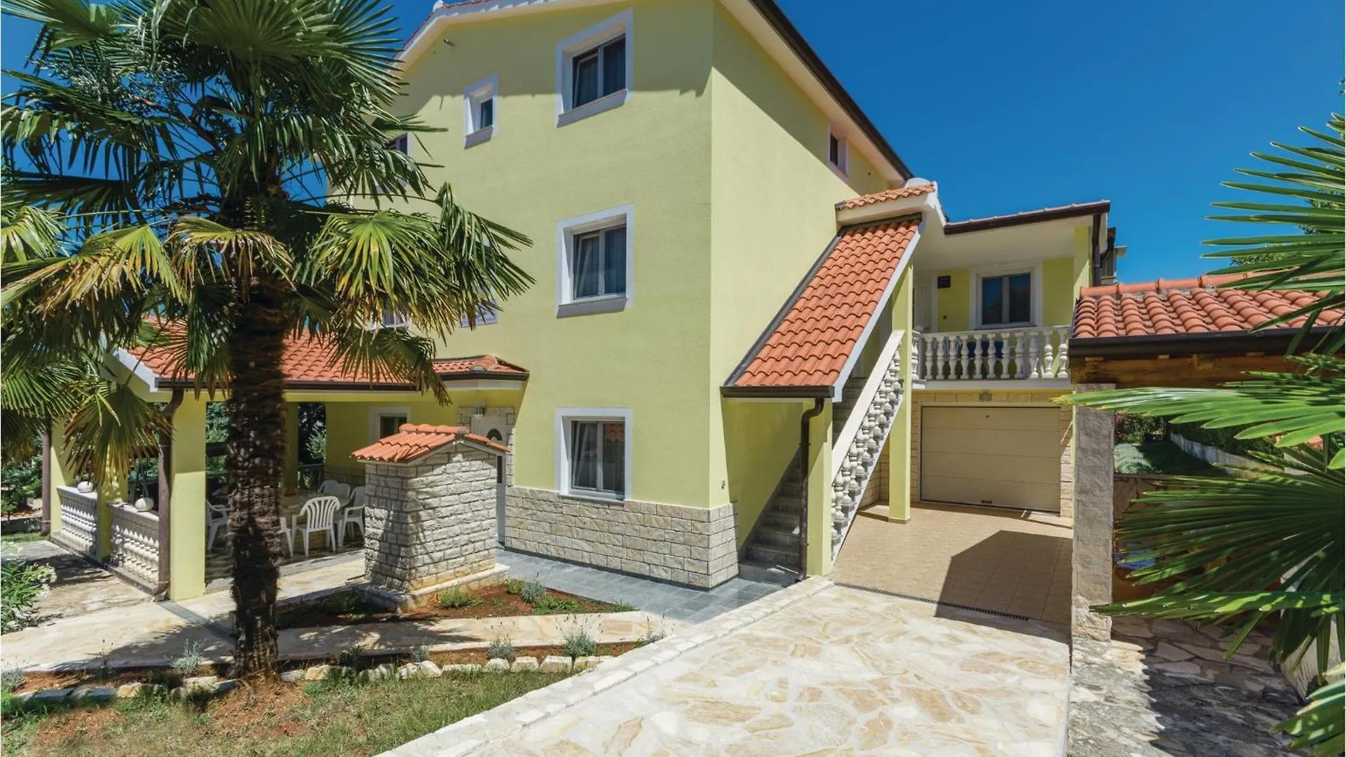 1 Bedroom Stunning Apartment In بوريتش 0*,  كرواتيا